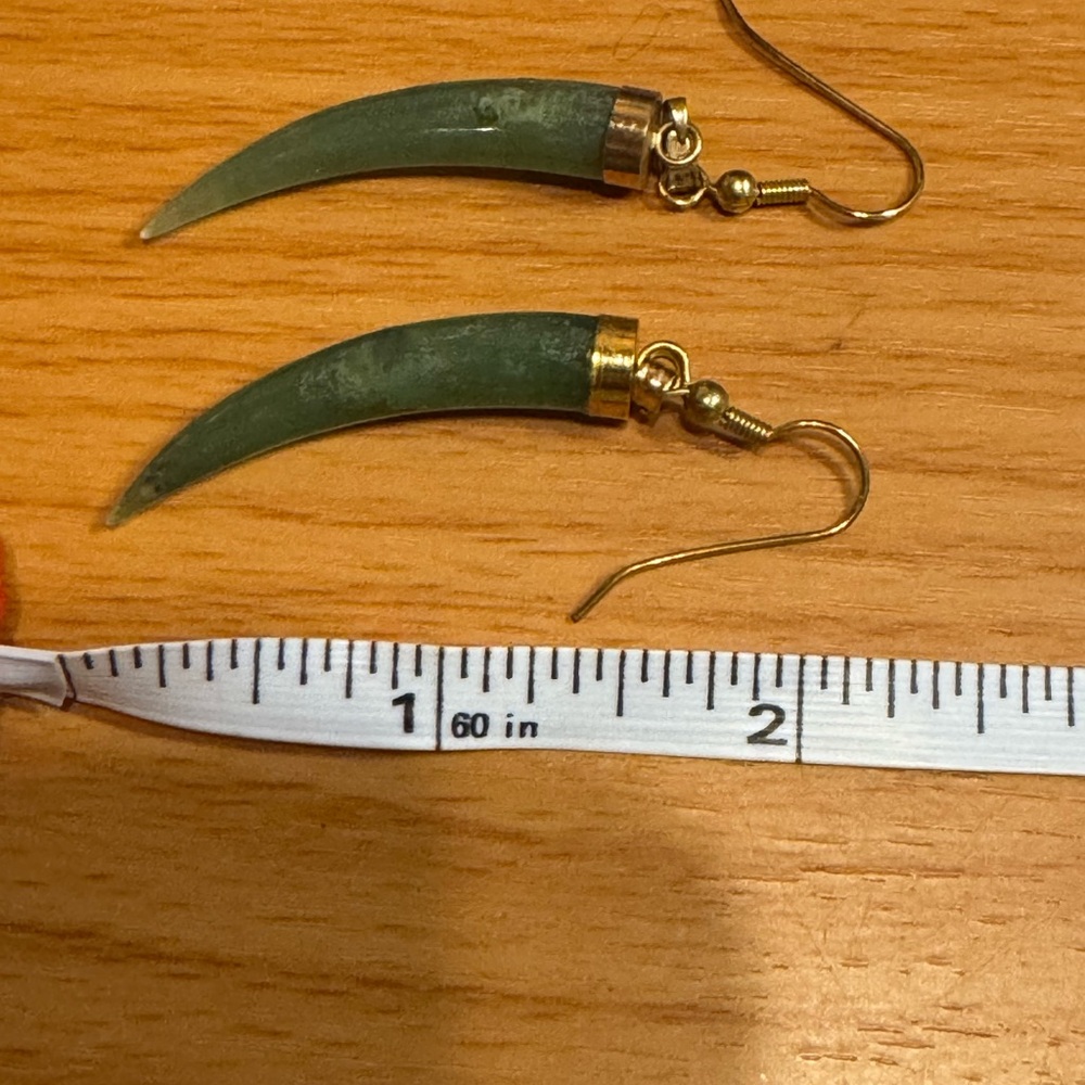 Vintage Green Jade Gold-toned Hook Earrings - Picture 3 of 3